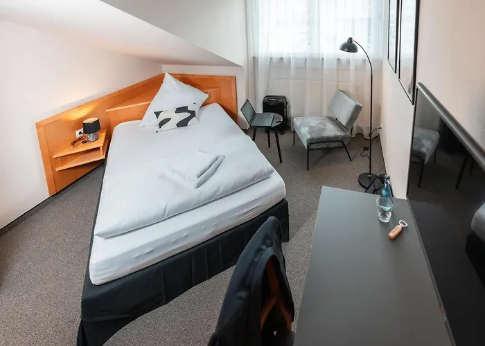 Roots Restaurant Hotel Gomaringen