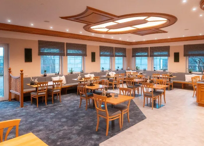 Roots Restaurant Hotel